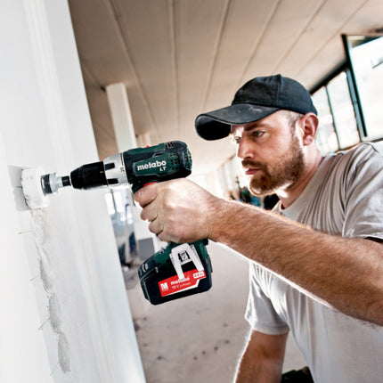 Metabo BS 18 LT Perceuse-visseuse sans fil 18 V 60 Nm + 1x batterie LiHD 5,5 Ah + metaBOX - sans chargeur