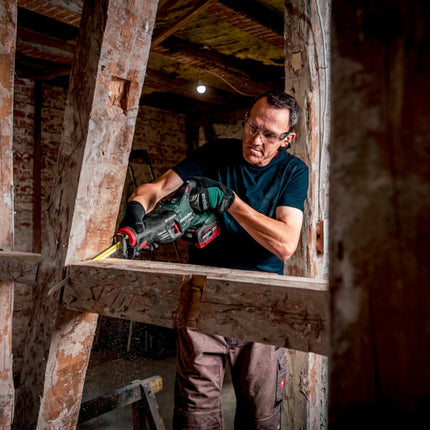 Sierra sable a batería Metabo SSEP 18 LT BL 18 V 32 mm sin escobillas (601617850) Solo - sin batería, sin cargador