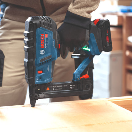 Bosch GTH 18V-38 M Professional Pince à bois sans fil 18 V 5,8 x 10 - 38 mm Brushless ( 0601482501 ) + L-Boxx - sans batterie, sans chargeur