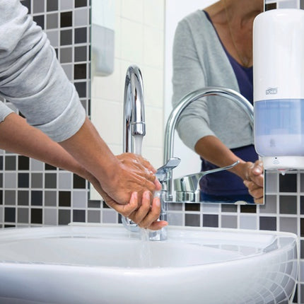 TORK Distributeur de savon Tork 561000 ( 9000474156 ) H211xL112xP114ca.mm