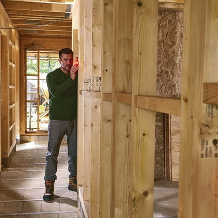 Telémetro láser Stanley TLM 40 ( 8000870007 ) 12 m ± 6 mm