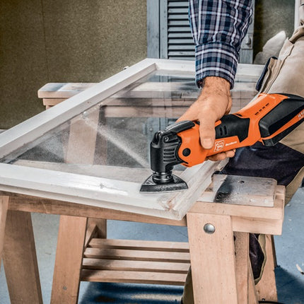 Hoja de lija adhesiva fina ( 8000379770 ) grano 120 sin perforar